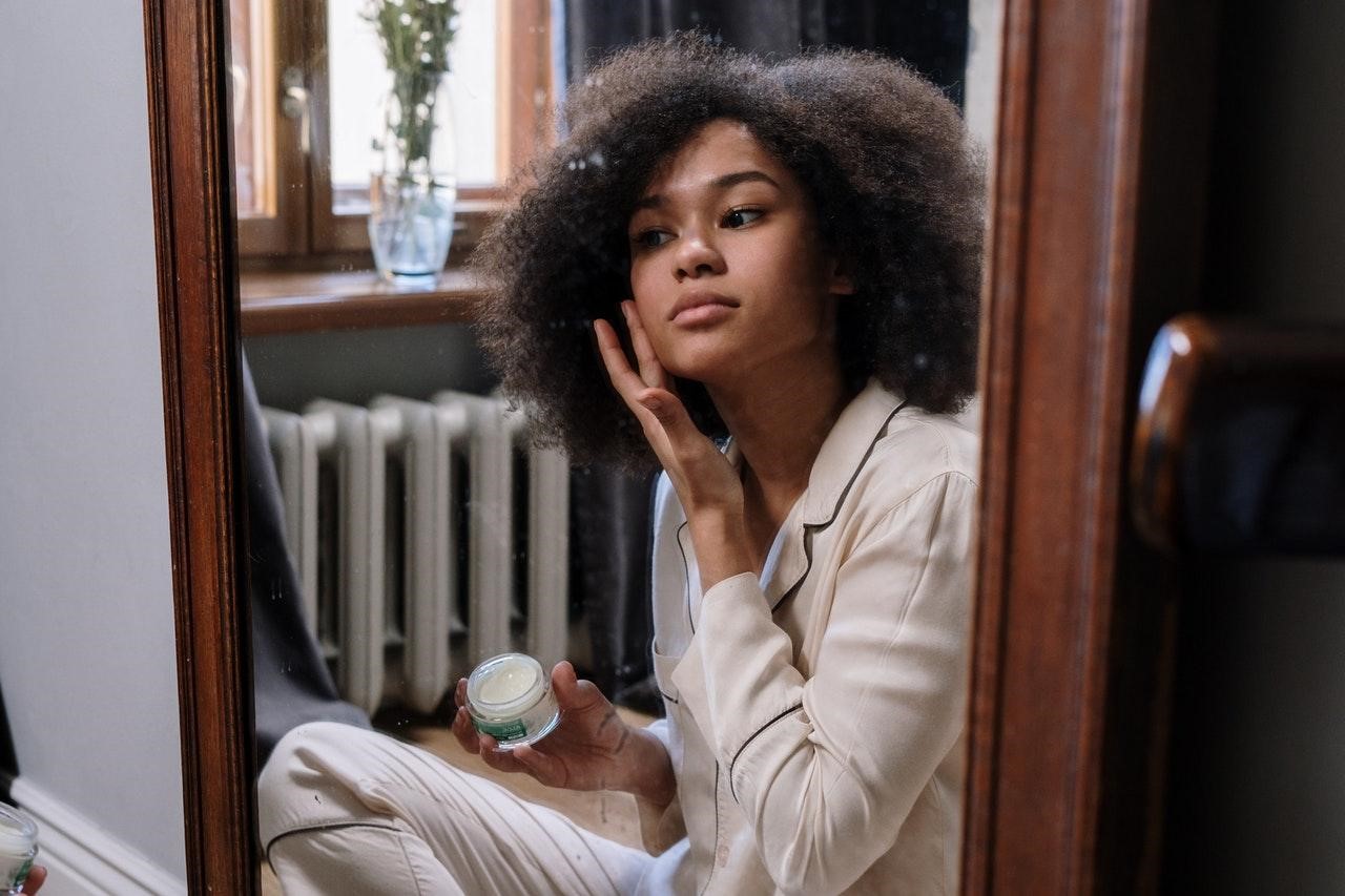 How to Prepare Your Skin for a Long-Distance Trip