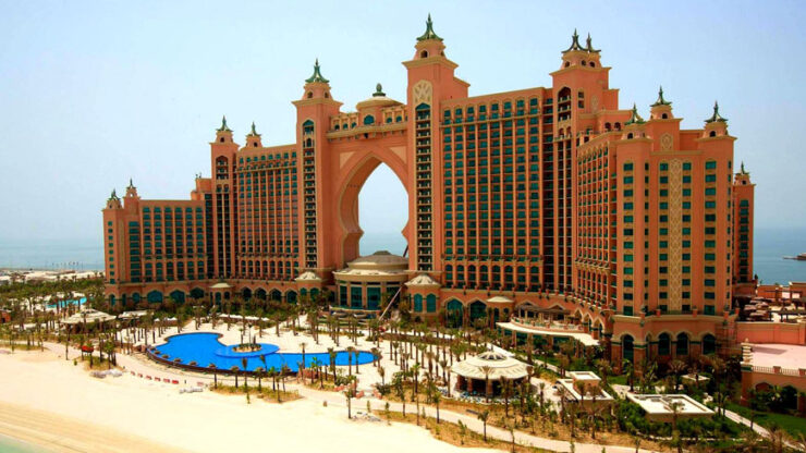 Top Amazing Places to Visit in Dubai