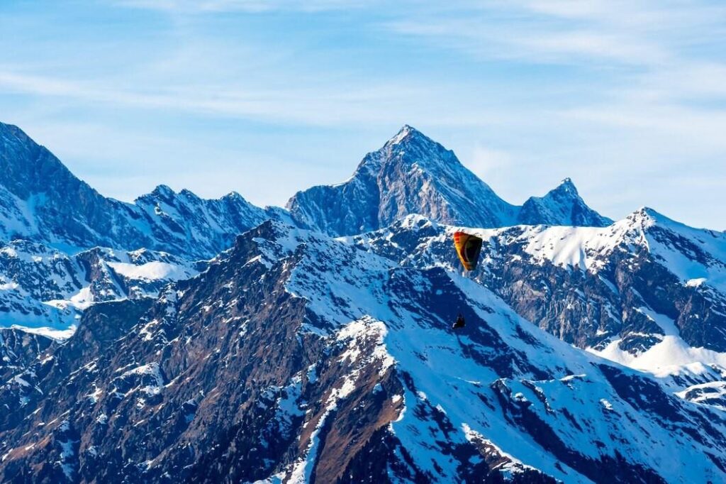Gudauri Paragliding Booking Process